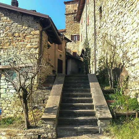 Castle With Private In Modenese Apennines *